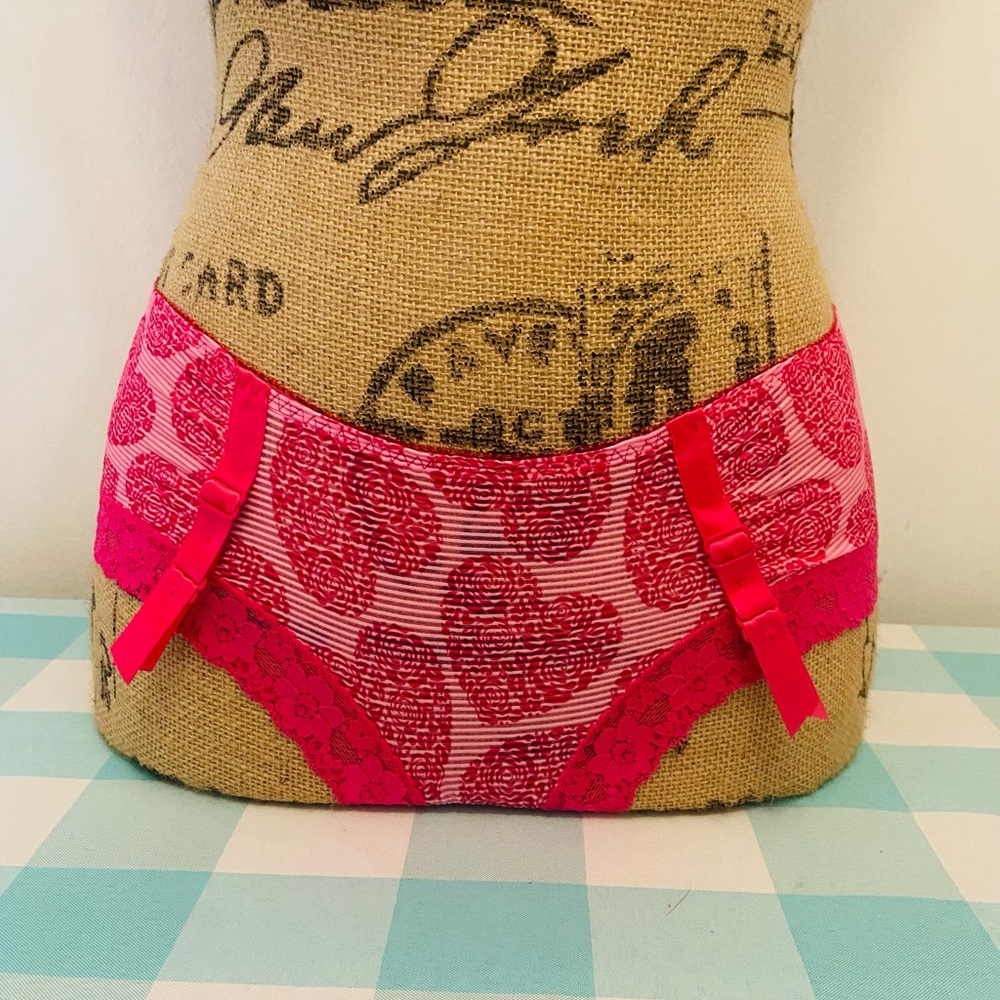💞NEW w/o TAGS VTG y2k Victoria’s Secret Sexy Little Things Faux Garter Panty M💞